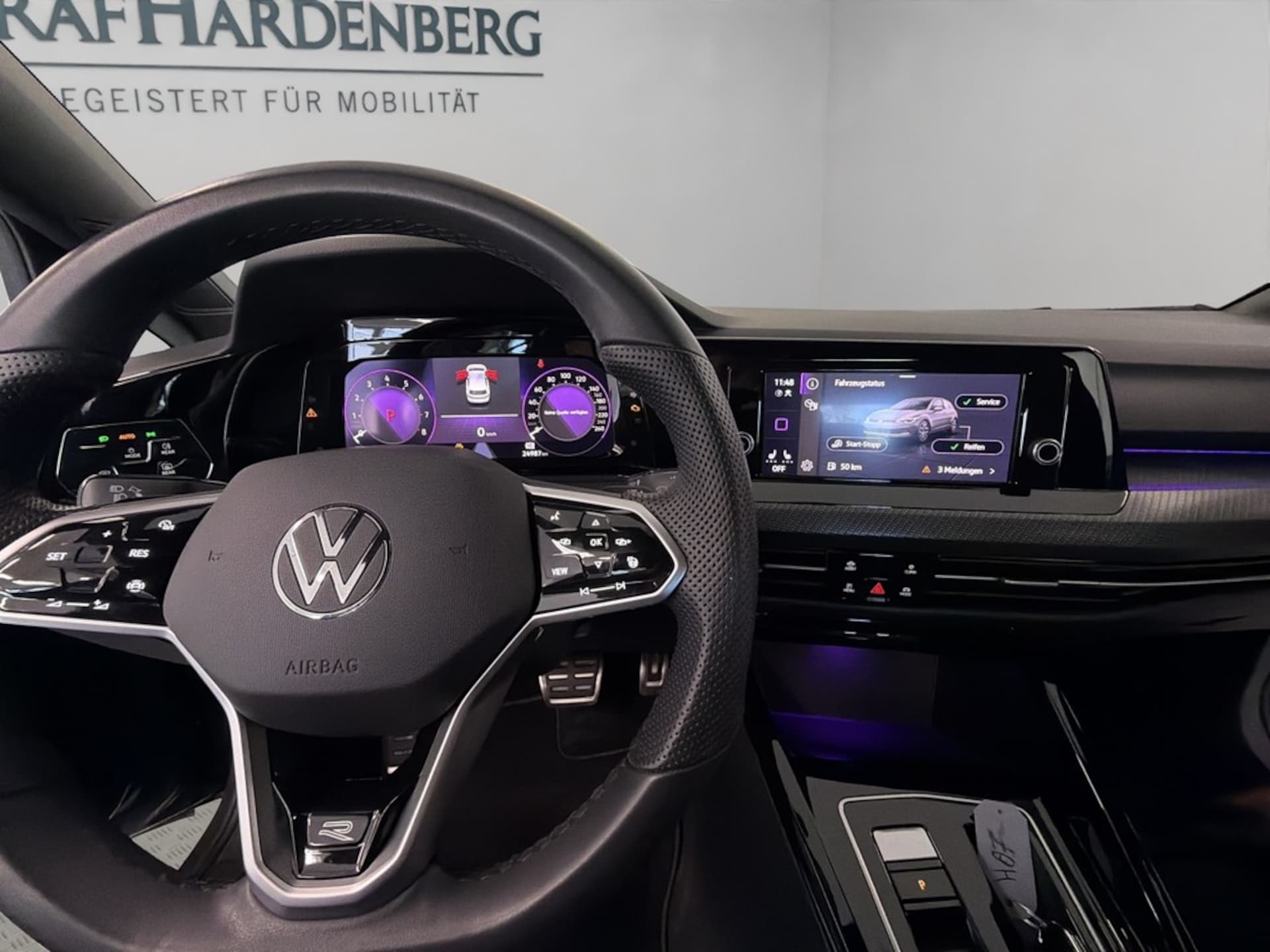 Volkswagen Golf R-Line