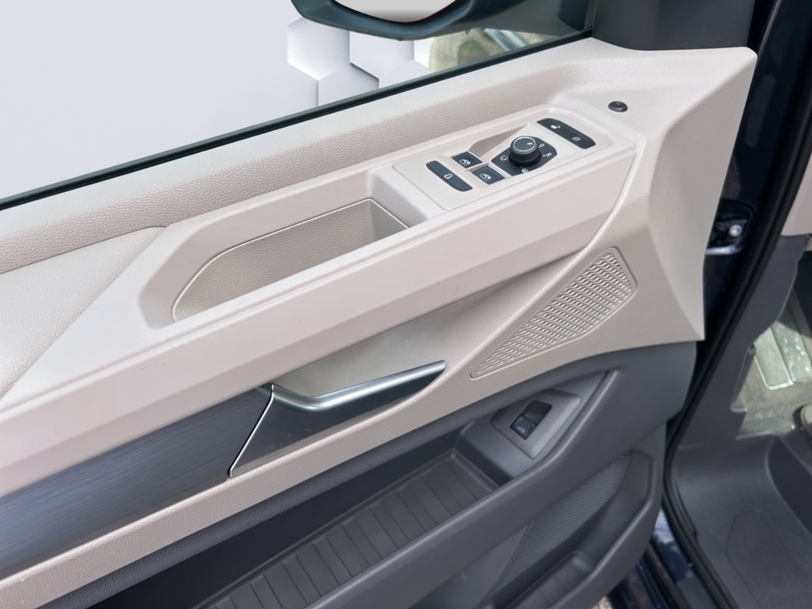 Volkswagen Multivan Langversion – Bild 12