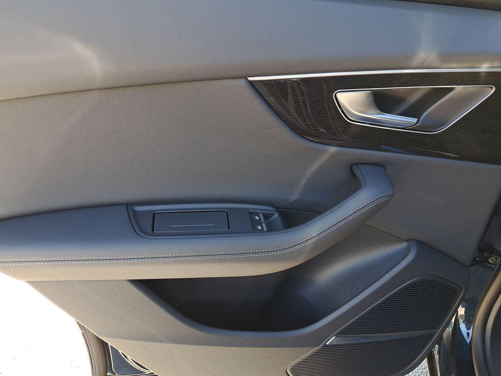 2026 Audi Q8 Premium Plus - Photo 29