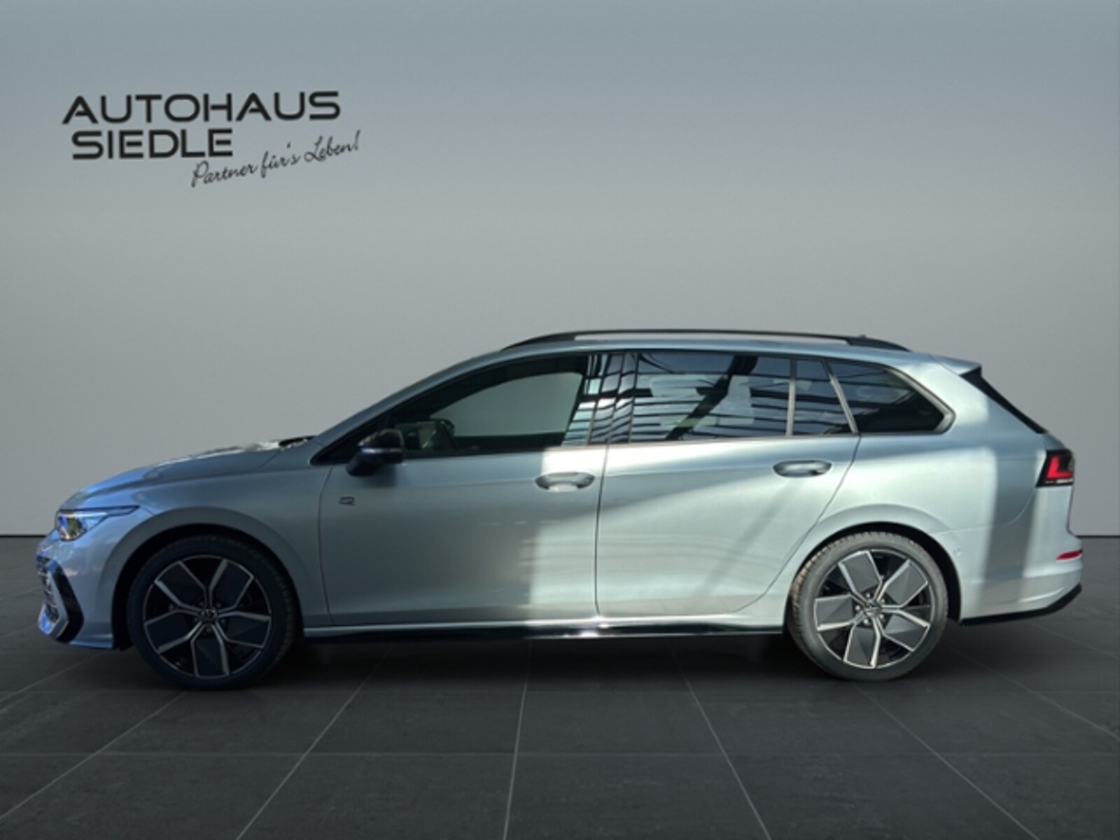 Volkswagen Golf Variant – Bild 3