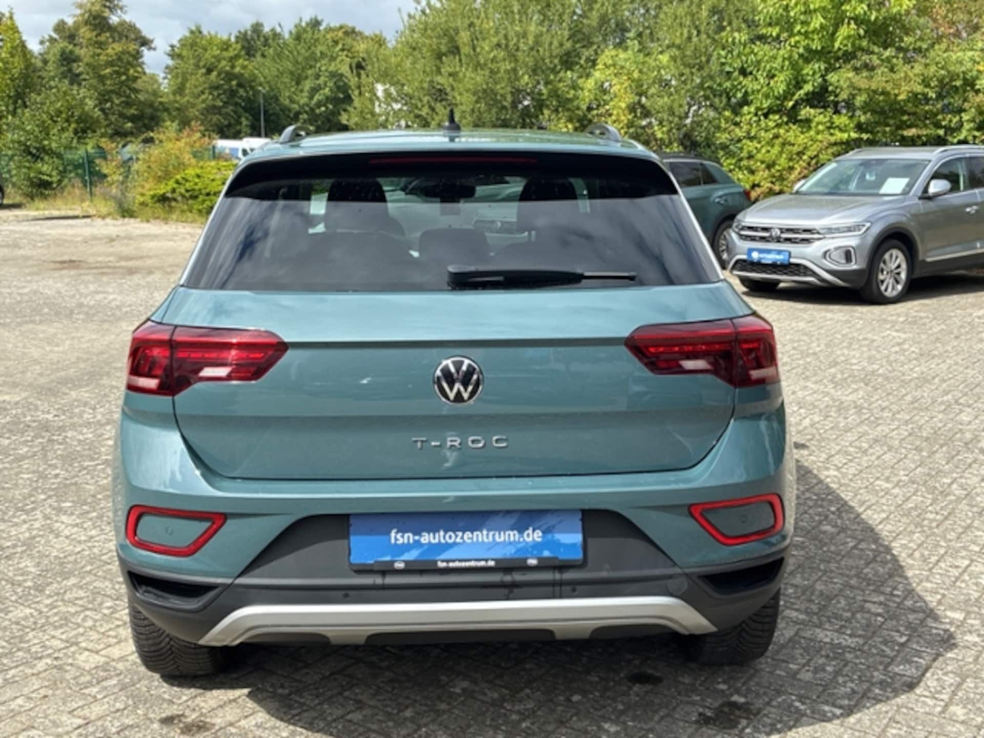 Volkswagen T-Roc Life