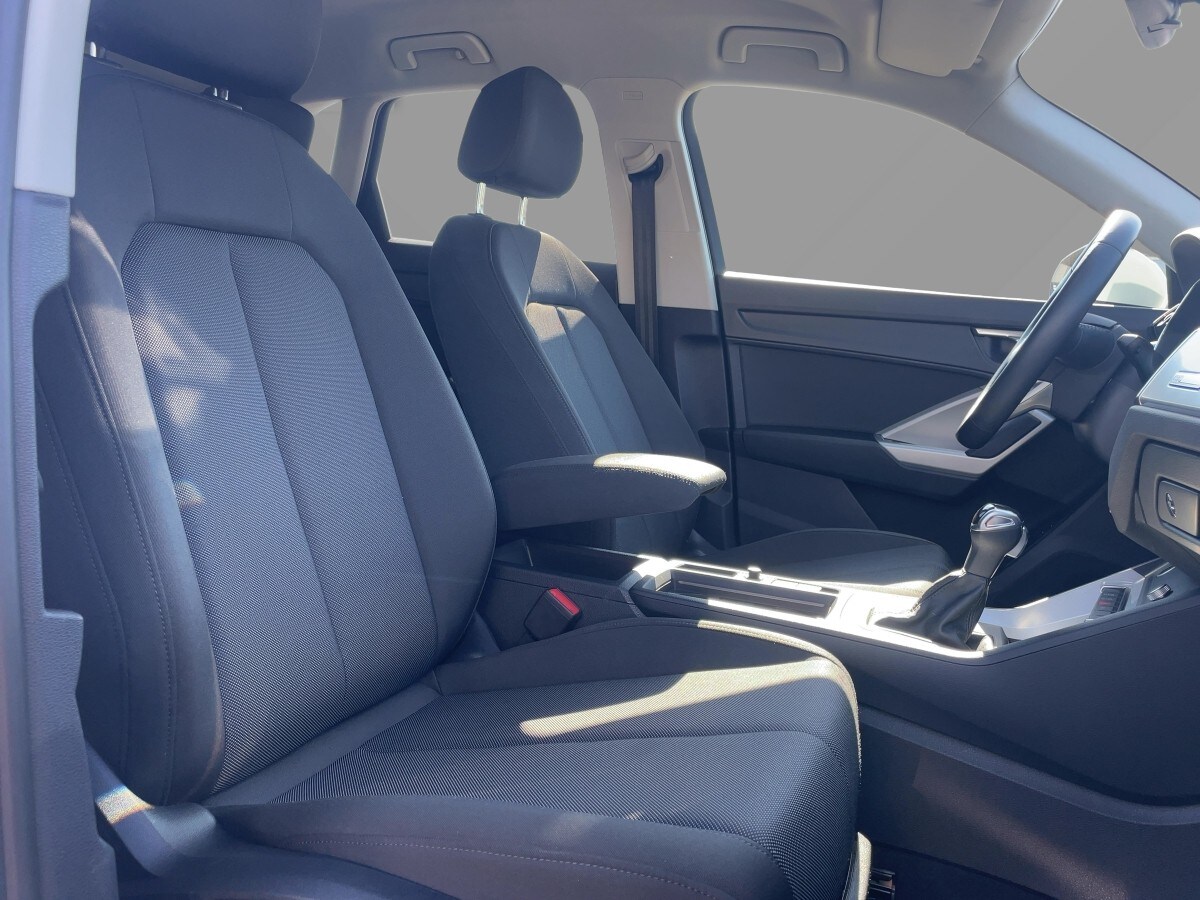 Image about Audi Q3 35 TDI S tronic