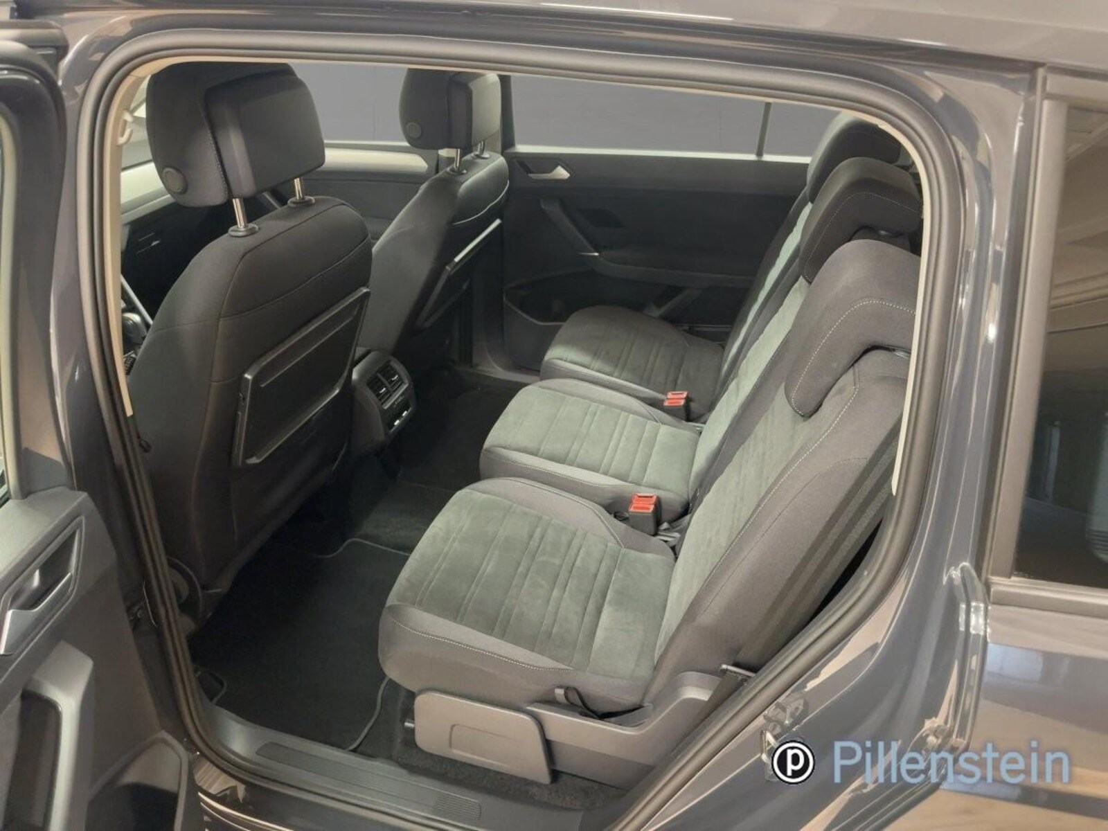 Volkswagen Touran – Bild 8