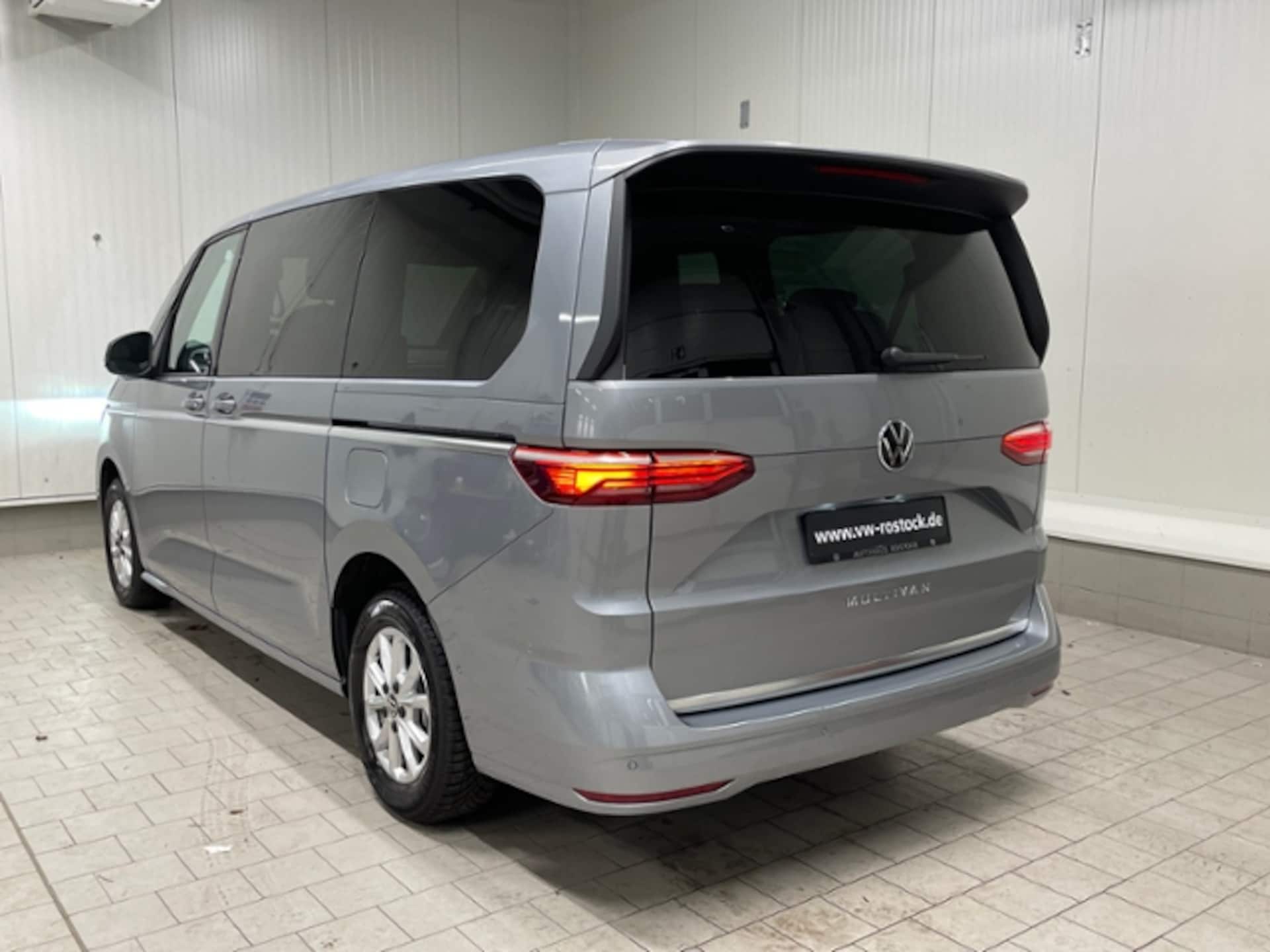 Volkswagen Multivan Langversion Style