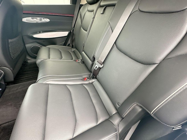 2026 Genesis GV70