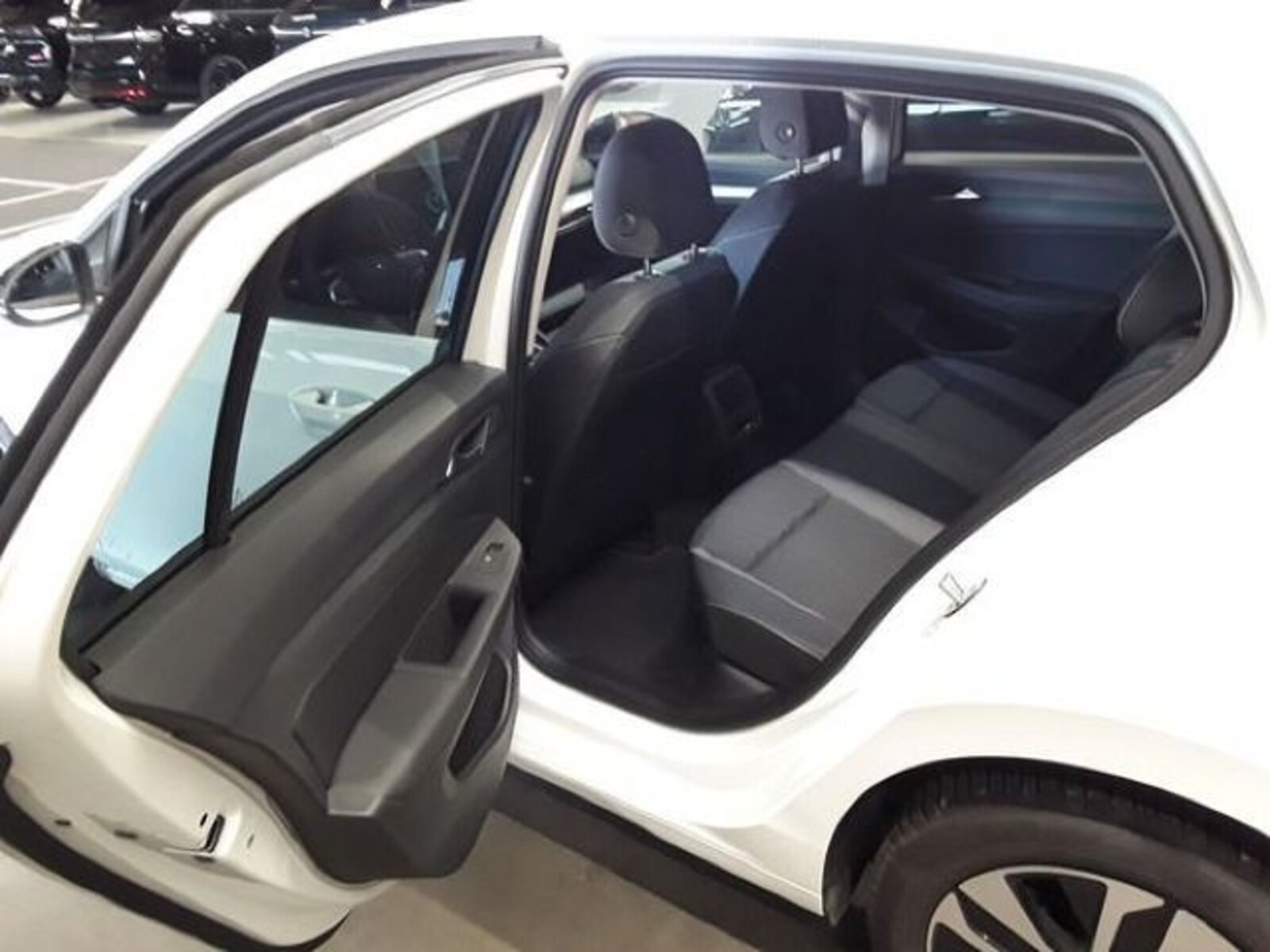 Volkswagen Golf – Bild 4