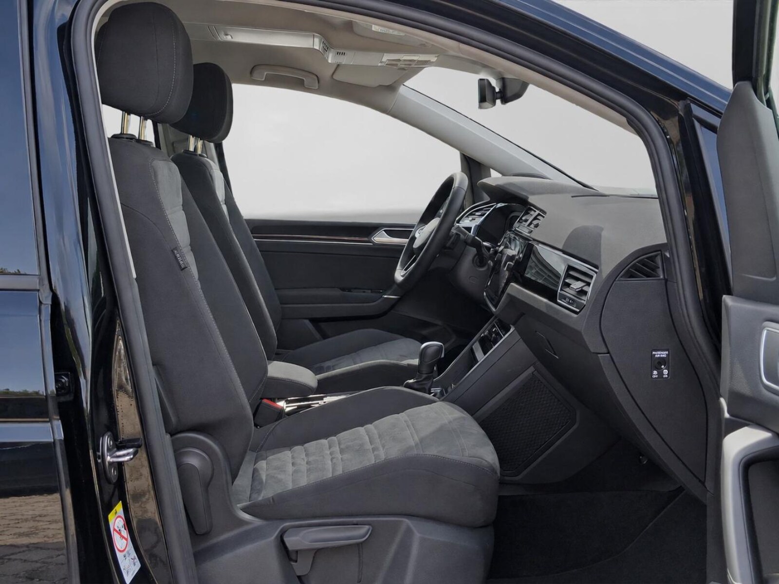 Volkswagen Touran – Bild 12