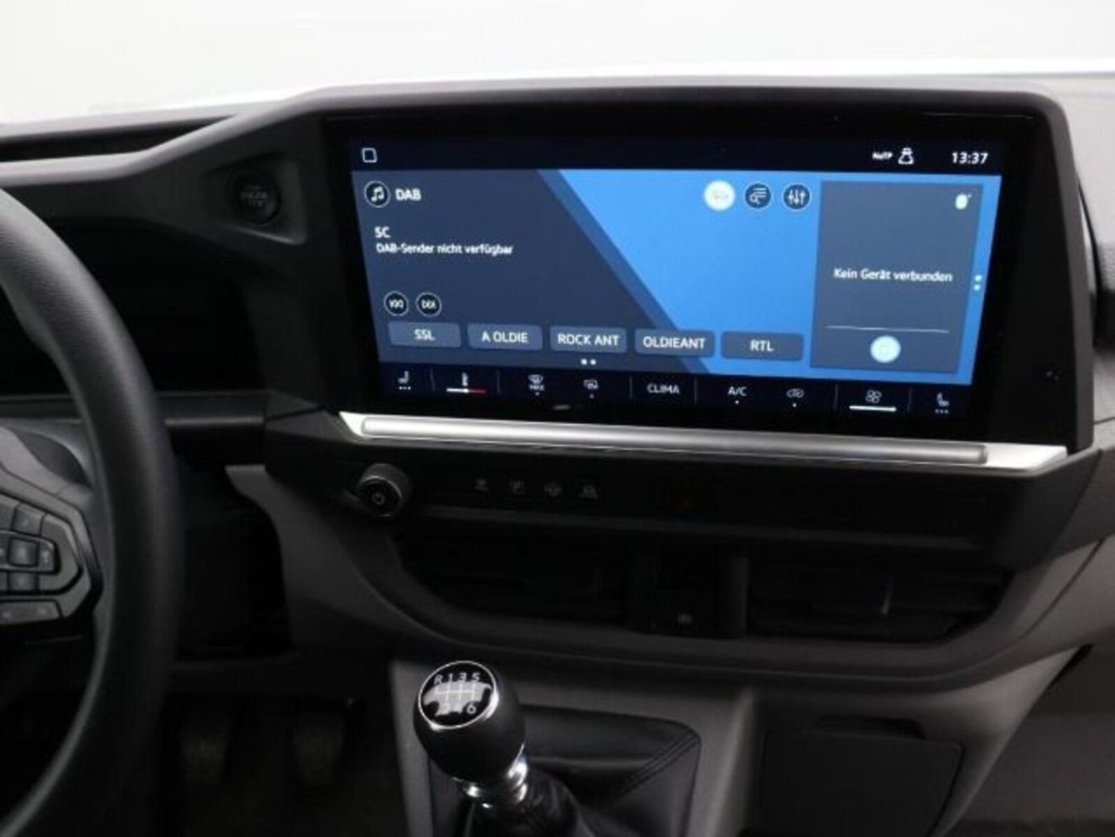 Volkswagen Transporter Kasten langer Radstand – Bild 5