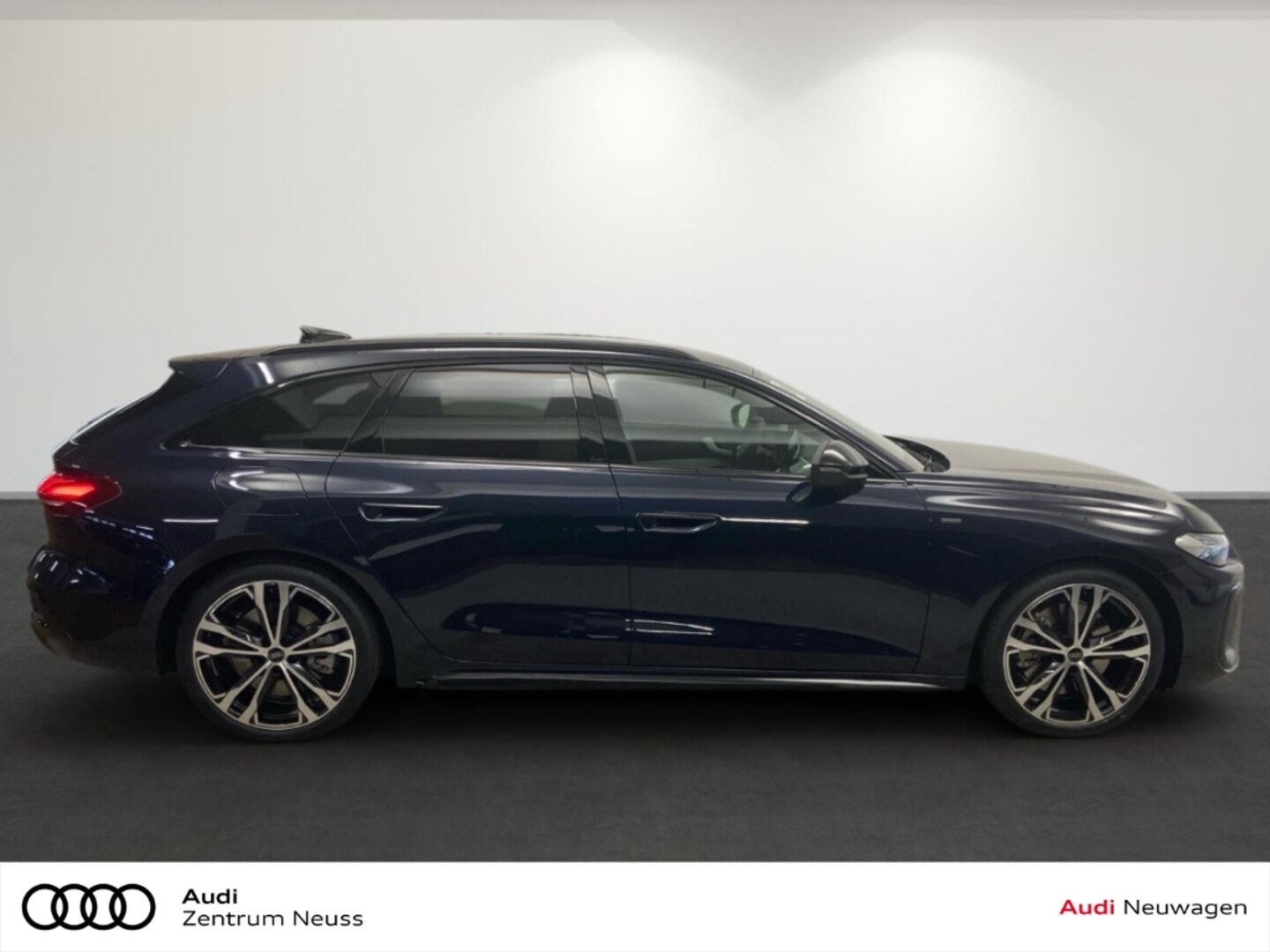 Bild über Audi A5 Avant e-hybrid e-hybrid quattro 270 kW S tronic - für weitere Informationen kontaktieren Sie den Audi Partner