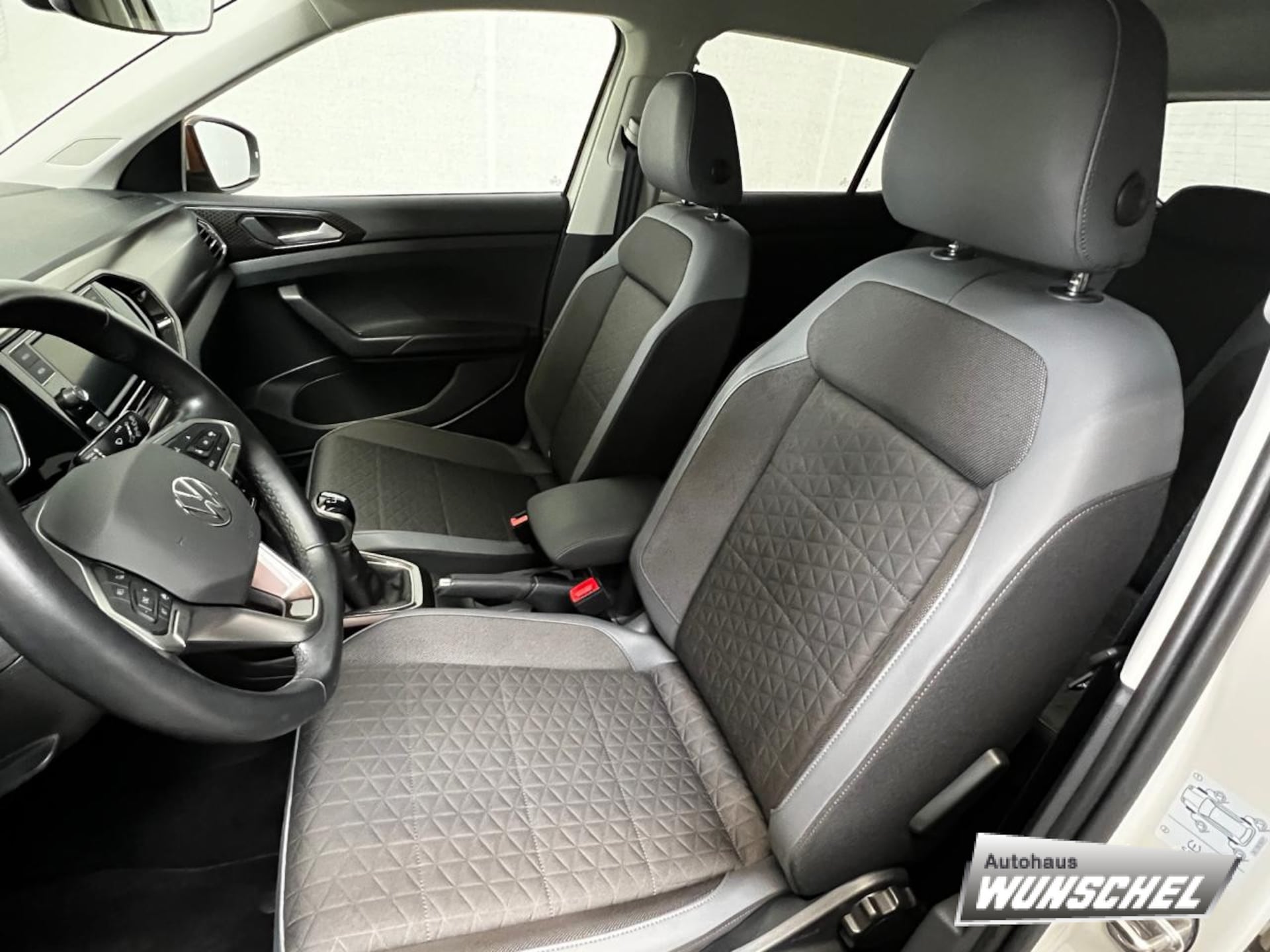 Volkswagen T-Cross Style