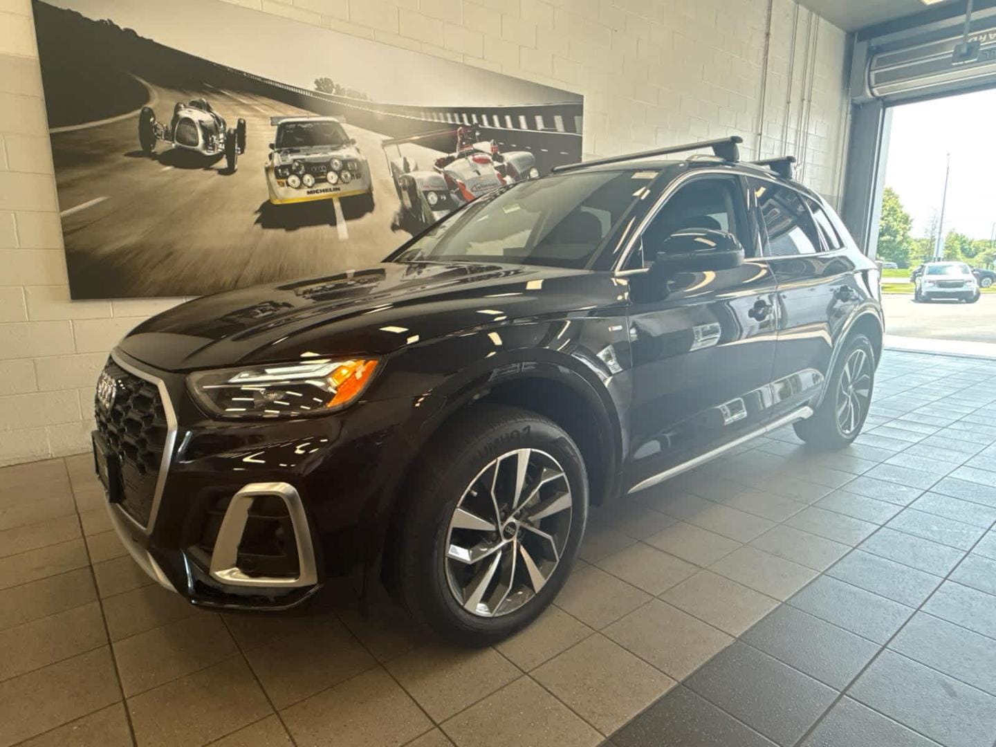 2023 Audi Q5 45 Premium Plus's photo