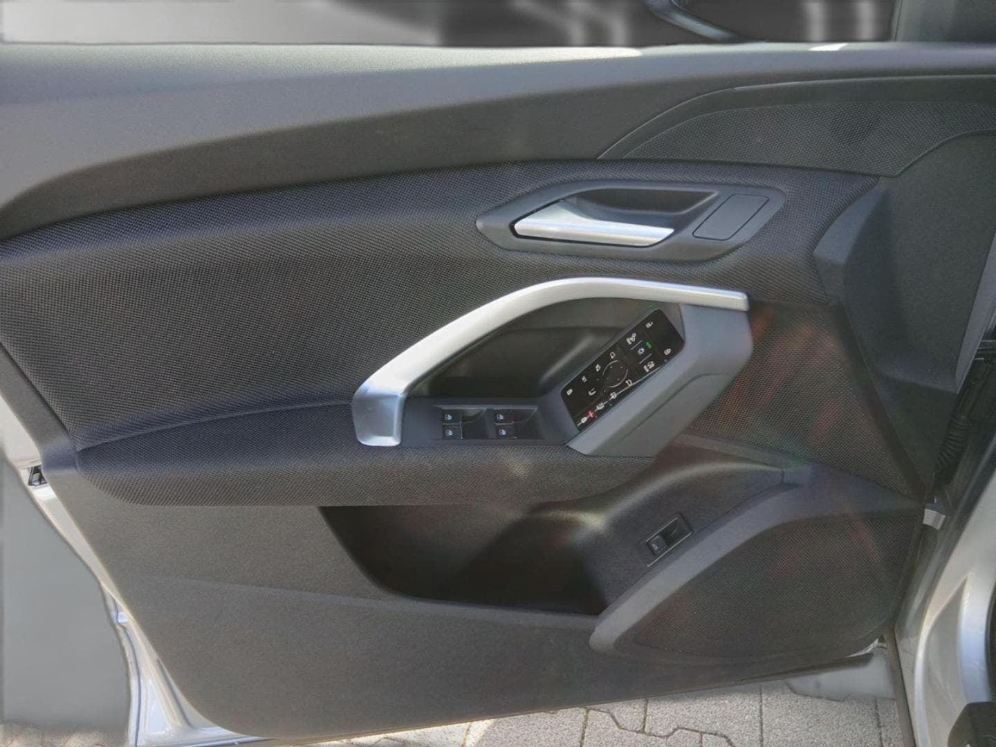 Bild über Audi Q5 SUV TFSI 150 kW S tronic - für weitere Informationen kontaktieren Sie den Audi Partner