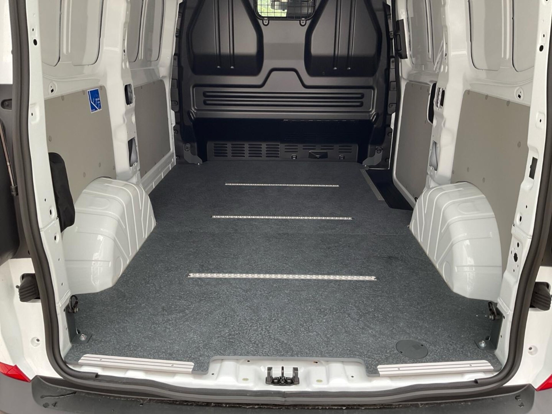 Volkswagen Transporter Kasten kurzer Radstand