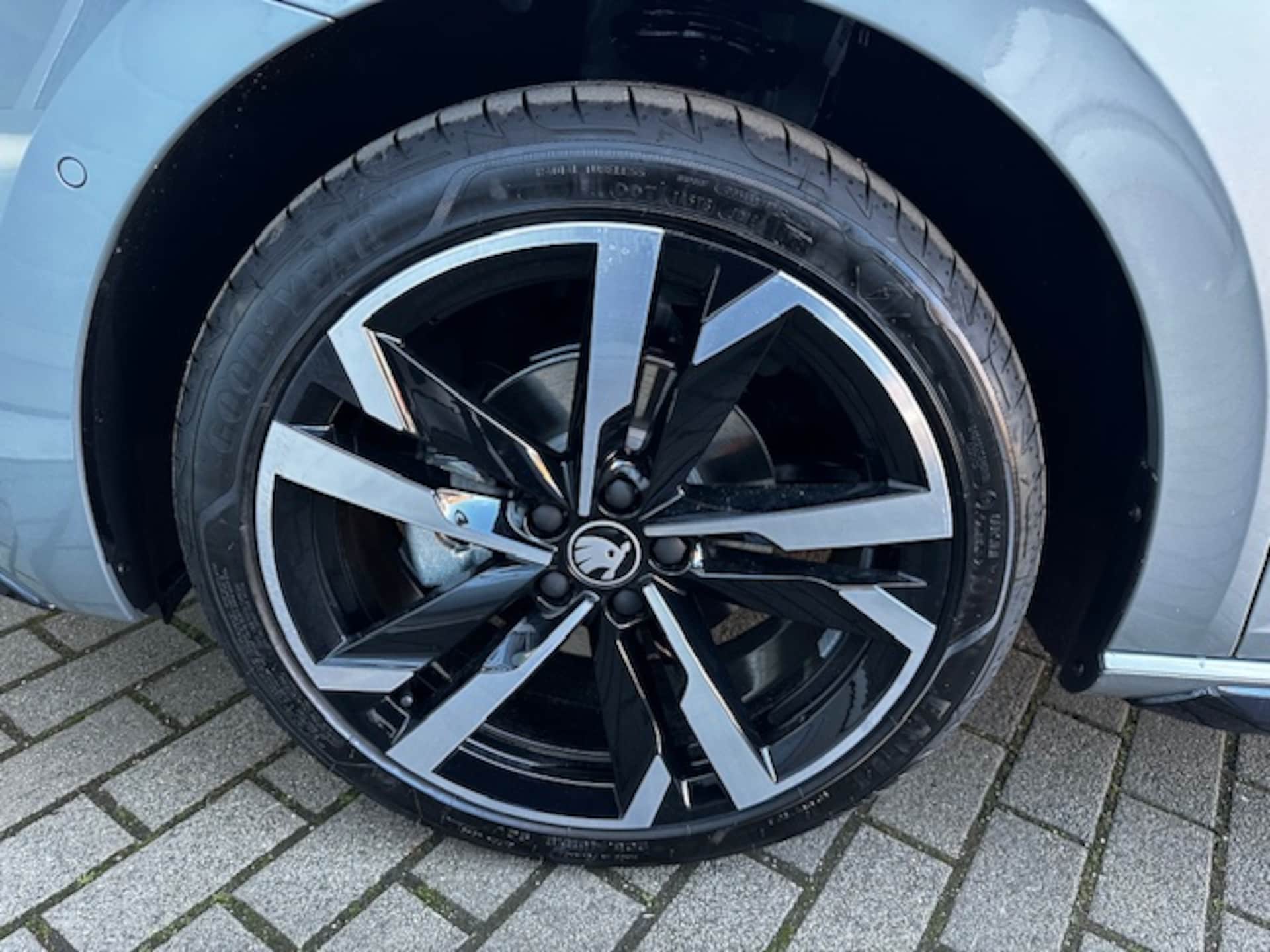 Skoda Scala Monte Carlo