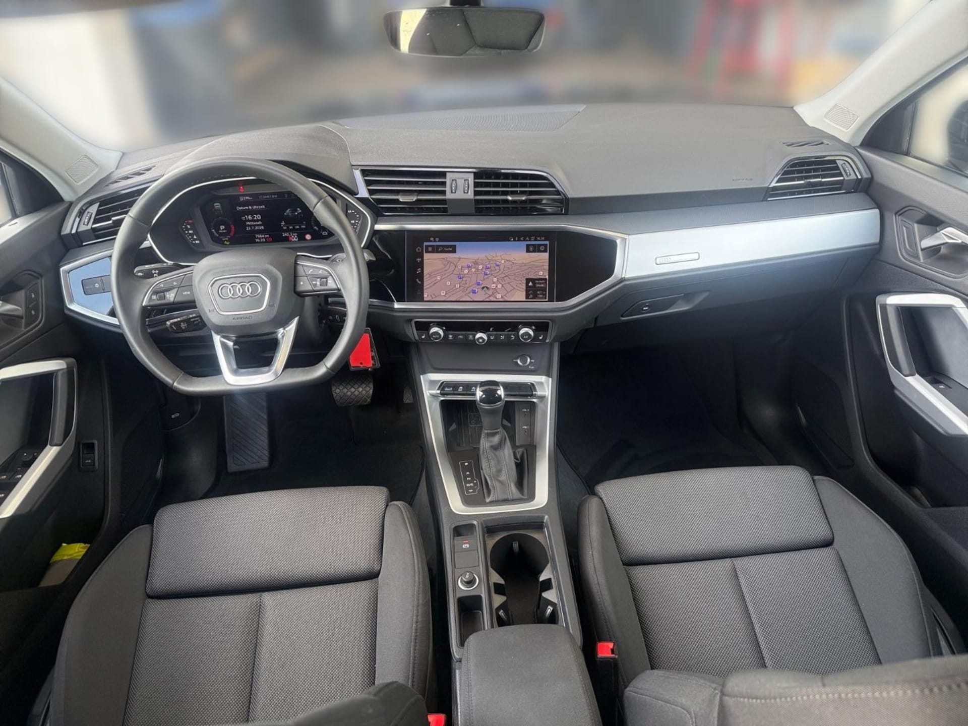 Audi Q3 Sportback S line