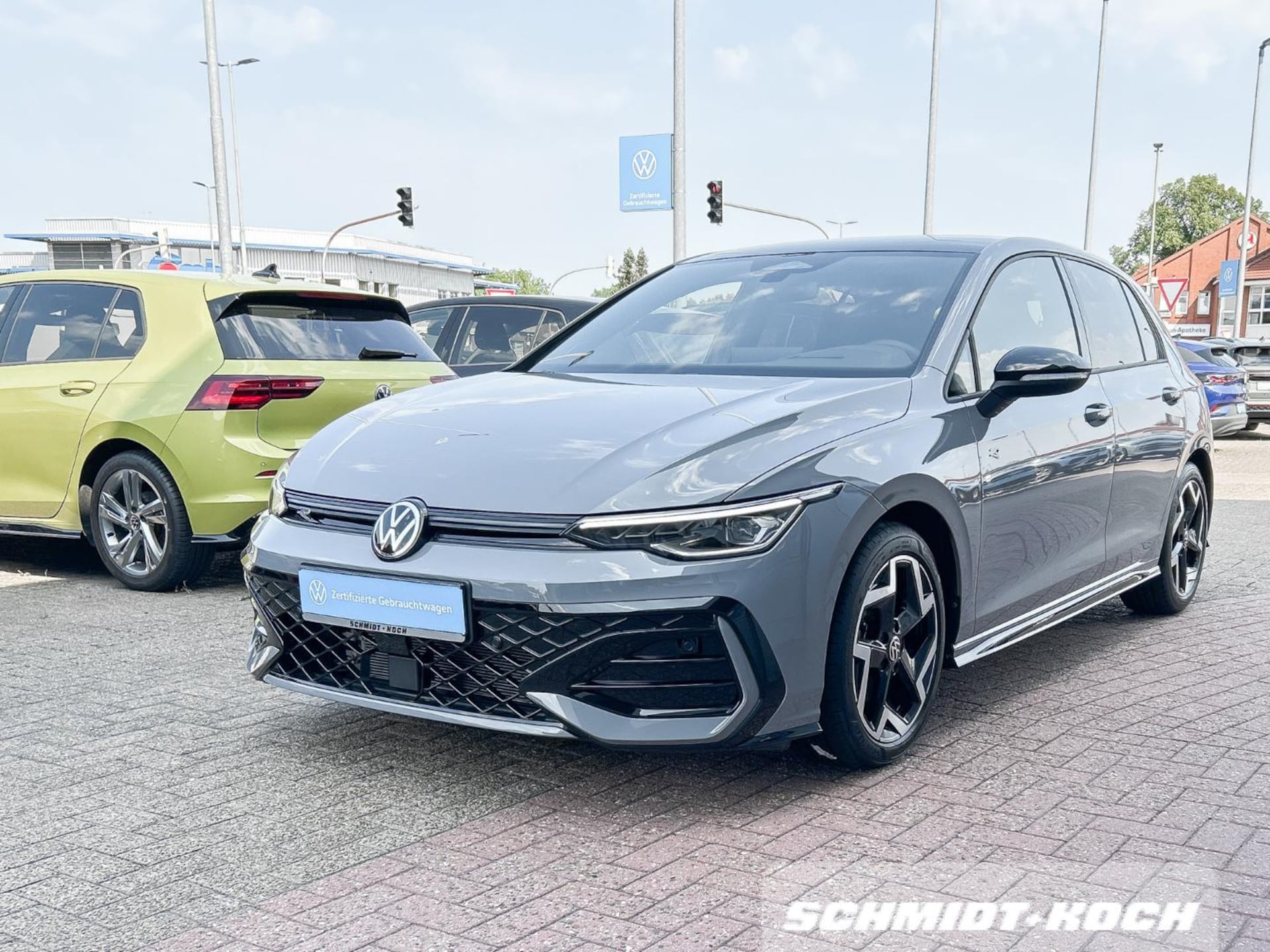 Volkswagen Golf R-Line