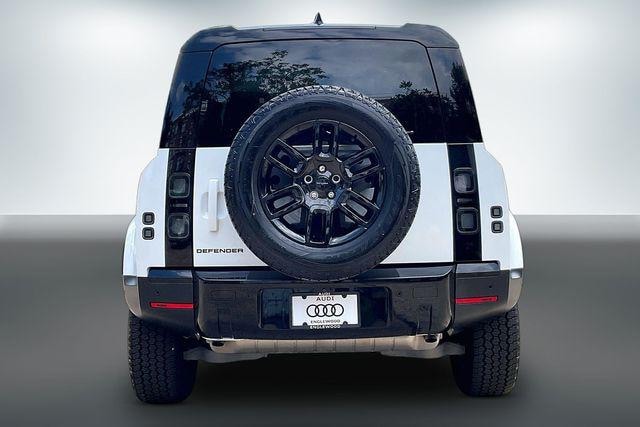 2026 Land Rover Defender