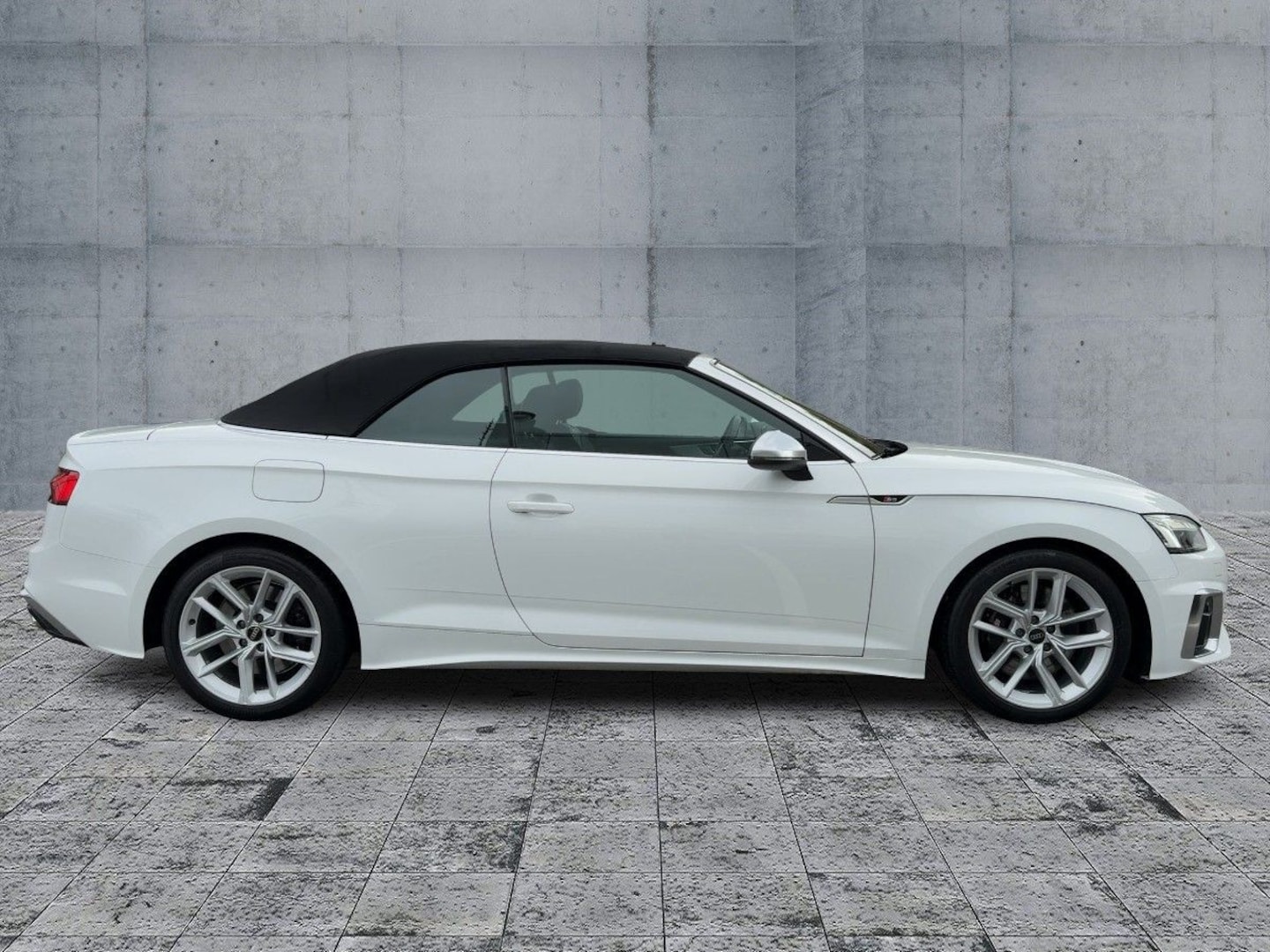 Bild über Audi S5 Cabriolet TFSI quattro tiptronic - für weitere Informationen kontaktieren Sie den Audi Partner
