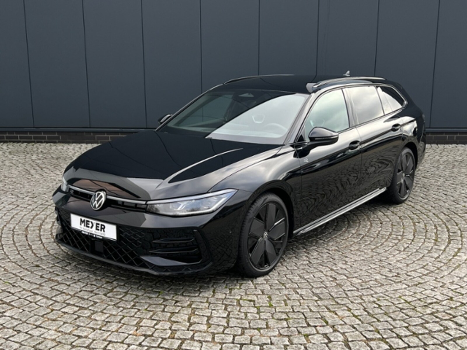 Volkswagen Passat – Bild 2