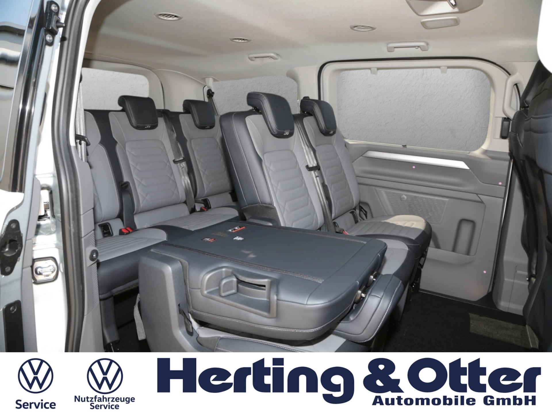 Volkswagen Caravelle Style