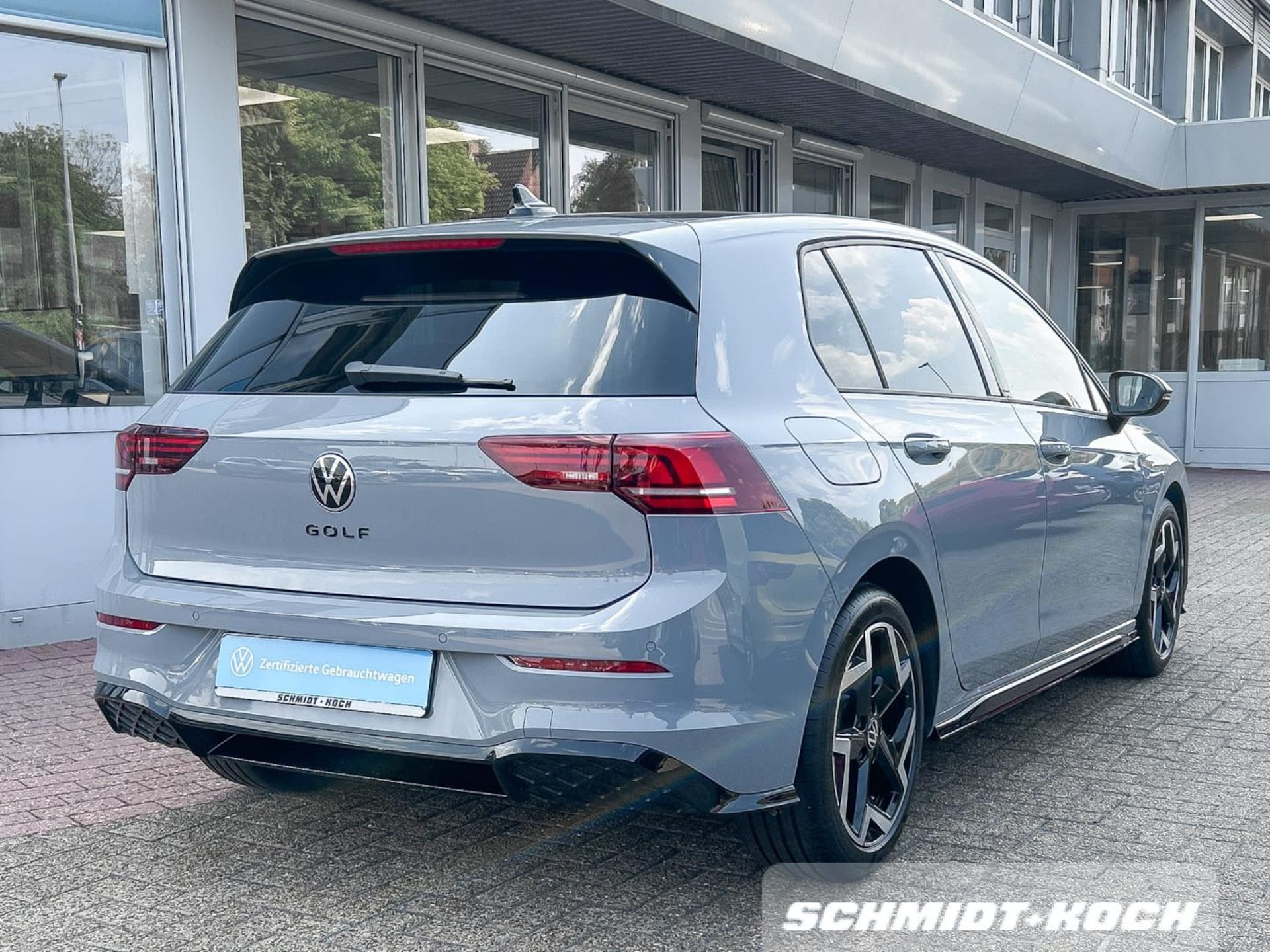 Volkswagen Golf R-Line