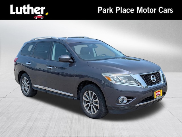 Photo of 2014 Nissan Pathfinder 