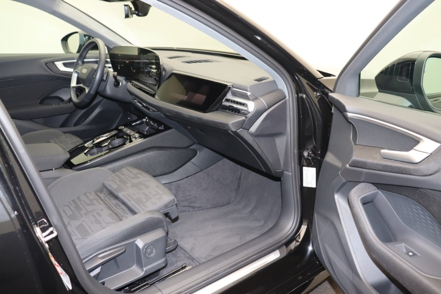 Bild über Audi A5 Avant TDI 150 kW S tronic - für weitere Informationen kontaktieren Sie den Audi Partner