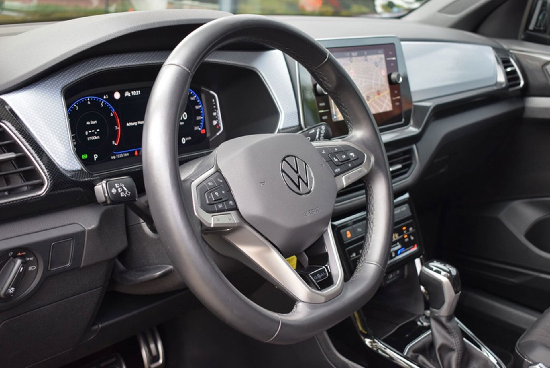 Volkswagen T-Cross Life