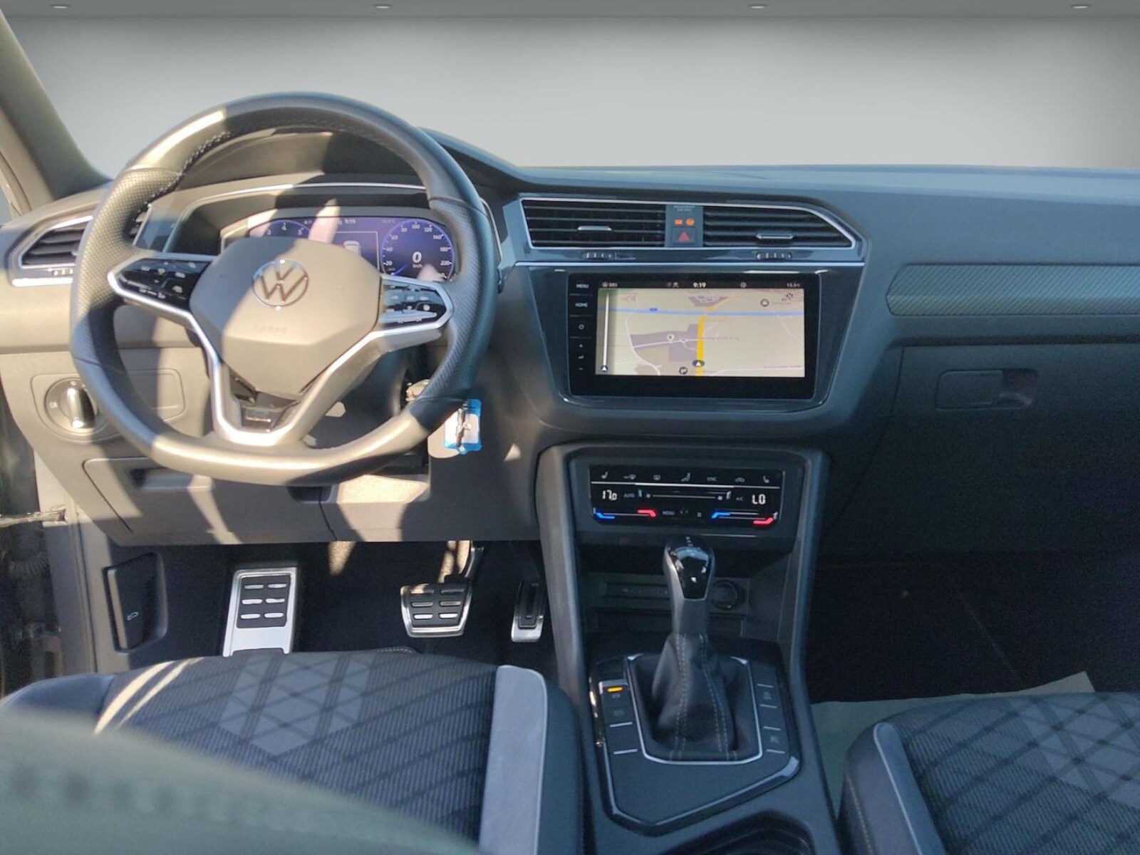 Volkswagen Tiguan – Bild 10
