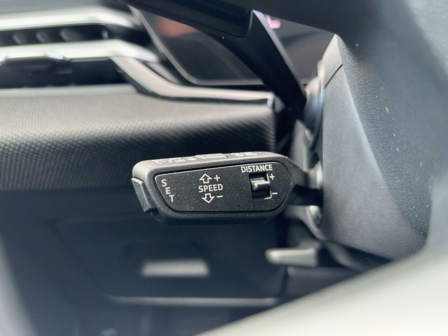 Bild über Audi A6 Avant TDI quattro 150 kW S tronic - für weitere Informationen kontaktieren Sie den Audi Partner