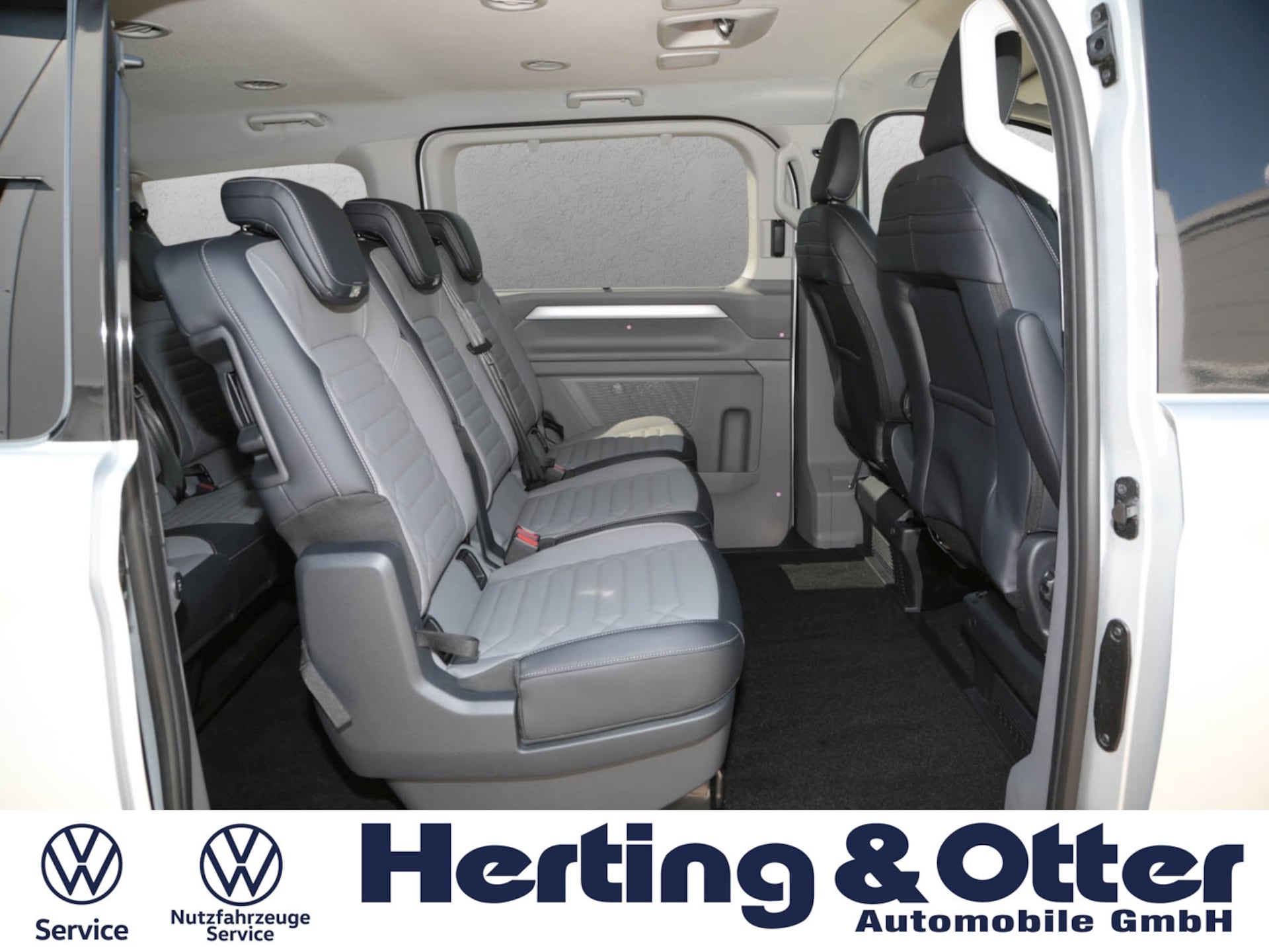Volkswagen Caravelle Style