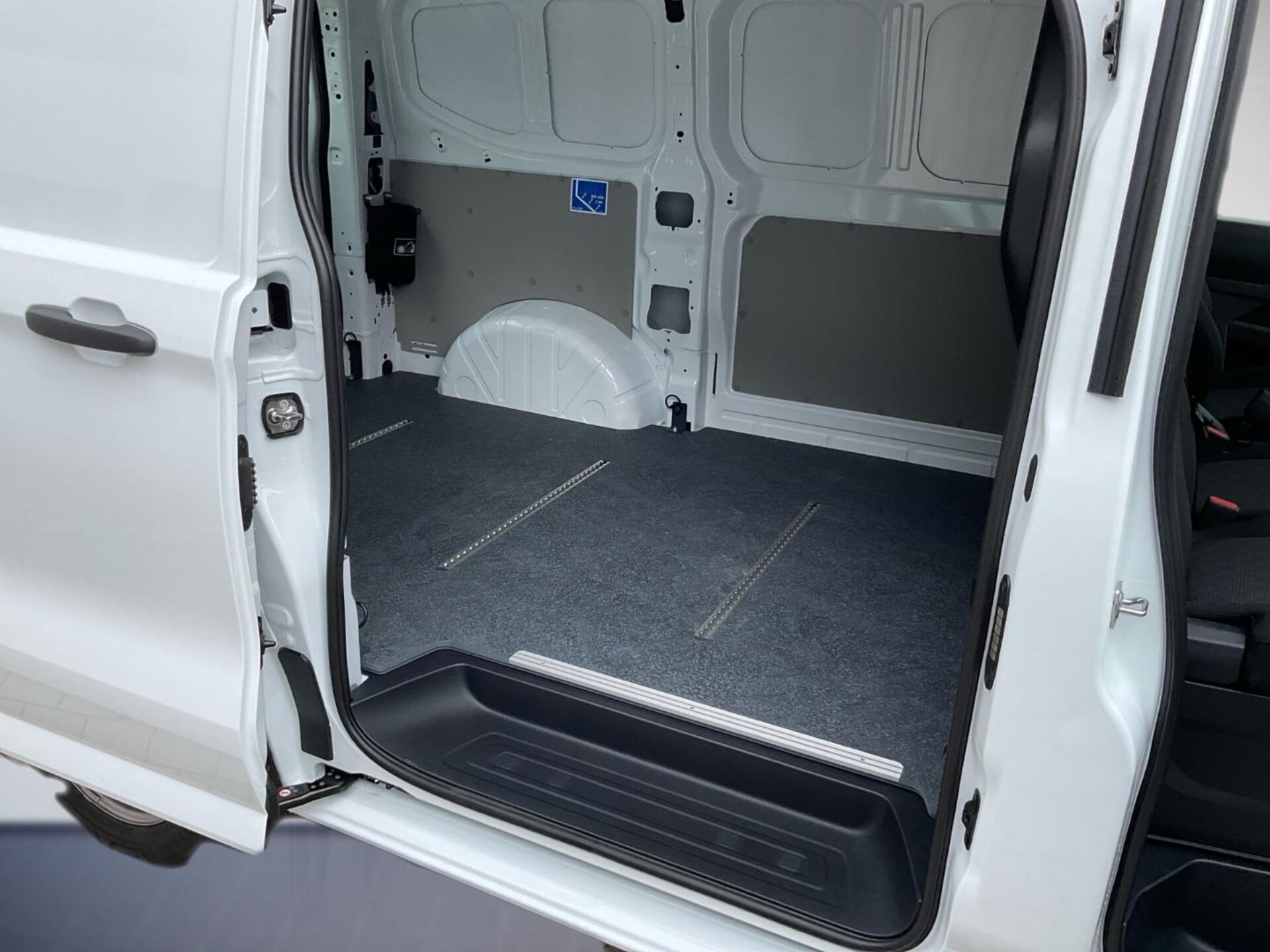 Volkswagen Transporter Kasten kurzer Radstand