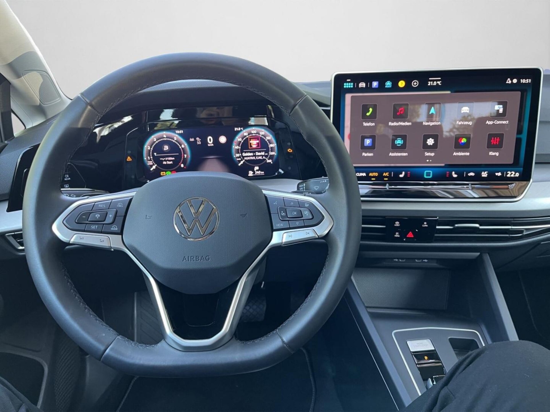 Volkswagen Golf Life