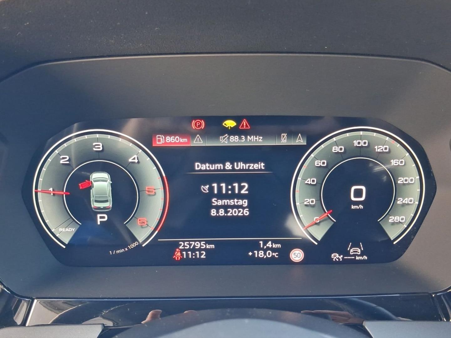 Bild über Audi A3 Limousine TDI S tronic - für weitere Informationen kontaktieren Sie den Audi Partner