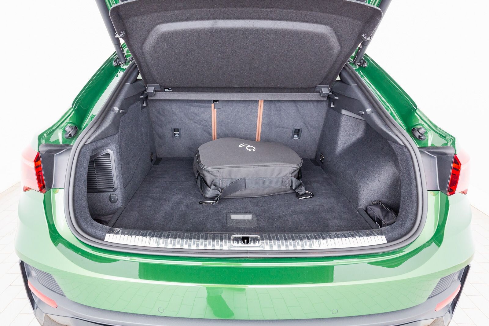 Image about Audi Q3 Sportback TFSI e 45 TFSI e S tronic