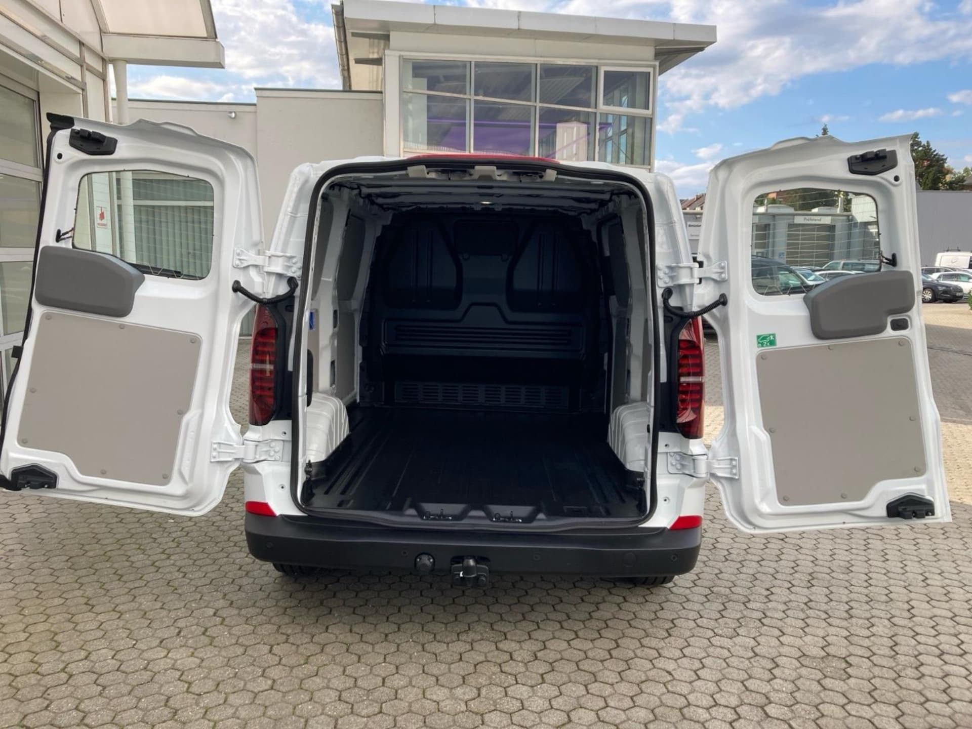 Volkswagen Transporter Kasten kurzer Radstand