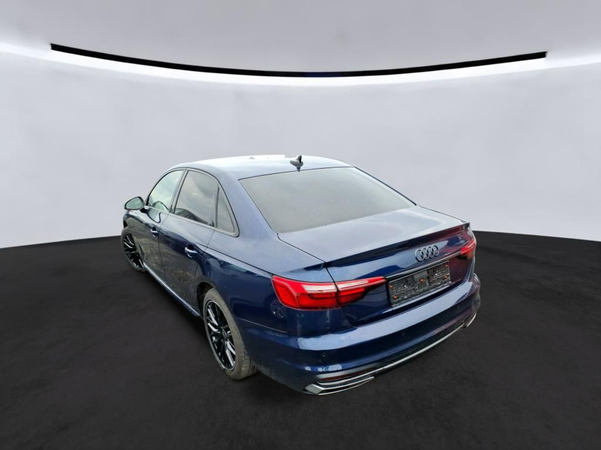 Audi A4 Limousine Advanced