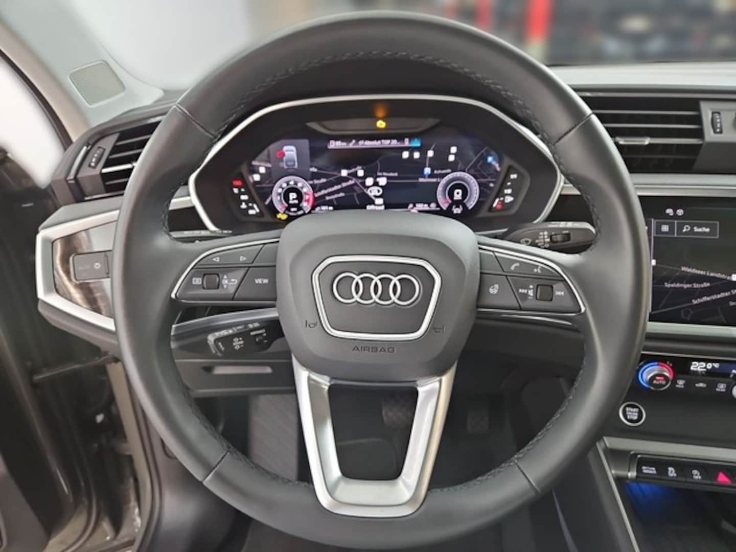 Bild über Audi Q3 Sportback S line 45 TFSI quattro S tronic - für weitere Informationen kontaktieren Sie den Audi Partner
