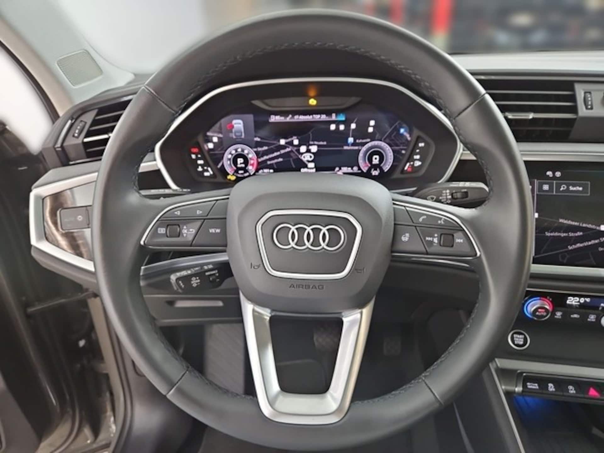 Audi Q3 Sportback S line