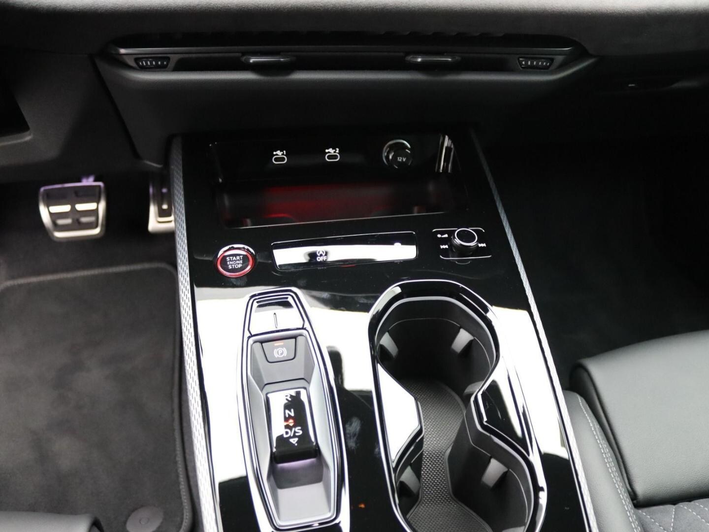 Bild über Audi A5 Limousine TFSI quattro S tronic - für weitere Informationen kontaktieren Sie den Audi Partner