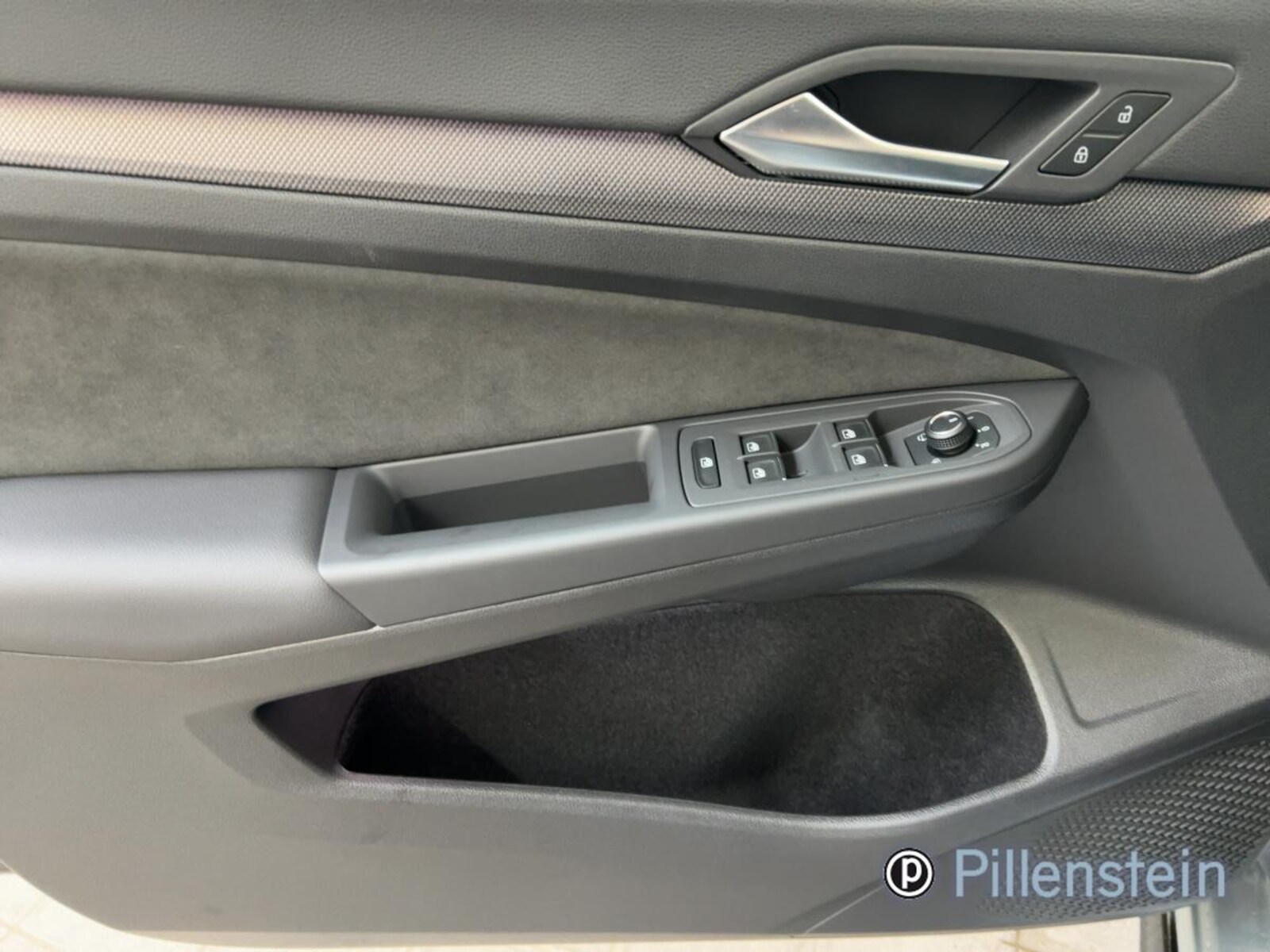 Volkswagen Golf Variant – Bild 7