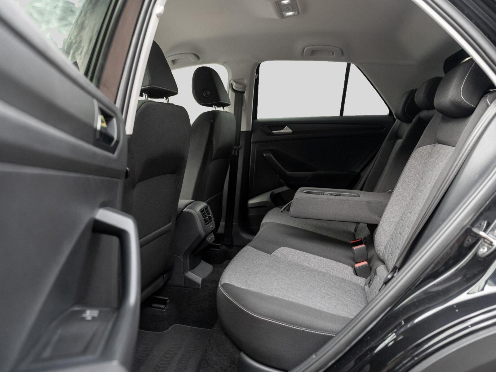 Volkswagen T-Roc – Bild 8