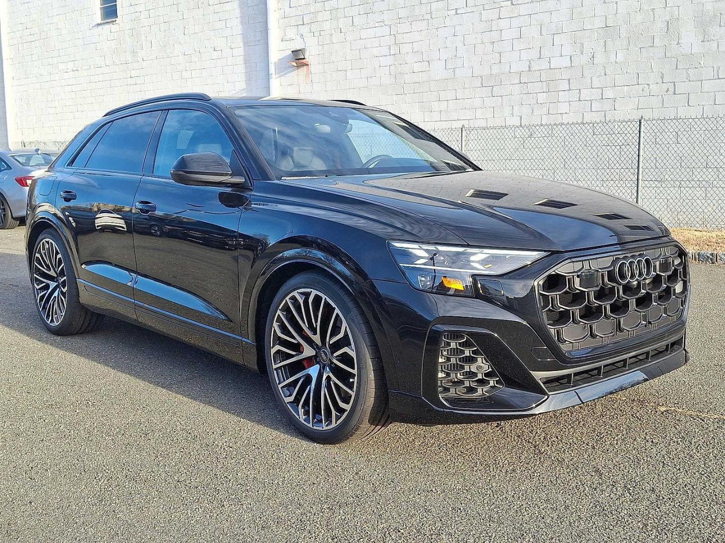 2026 Audi SQ8 Prestige - Photo 10