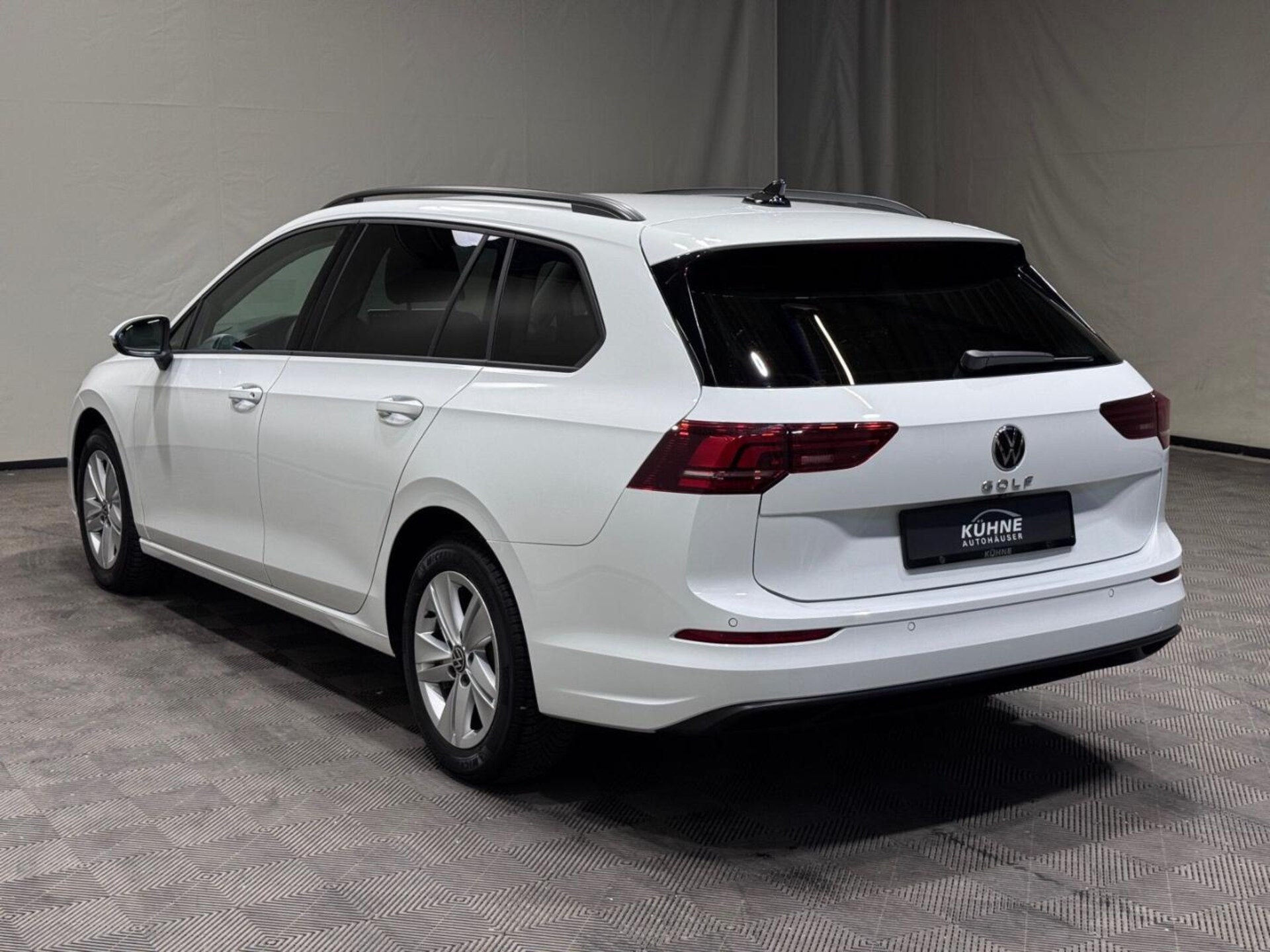 Volkswagen Golf Variant Life
