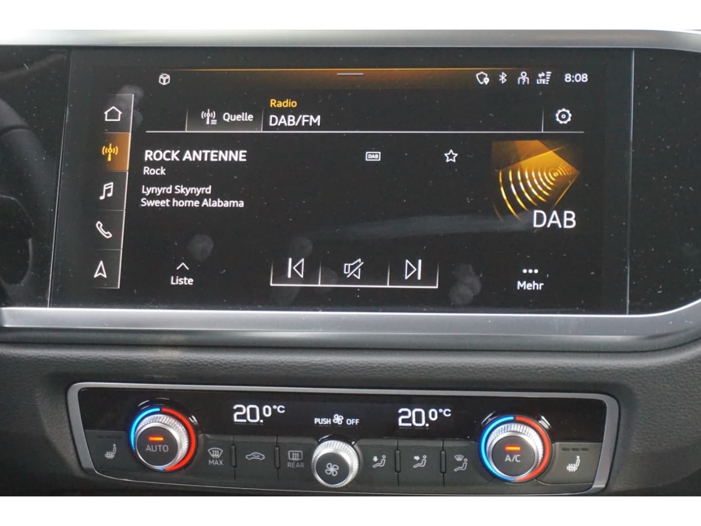 Bild über Audi Q3 S line 35 TFSI S tronic - für weitere Informationen kontaktieren Sie den Audi Partner
