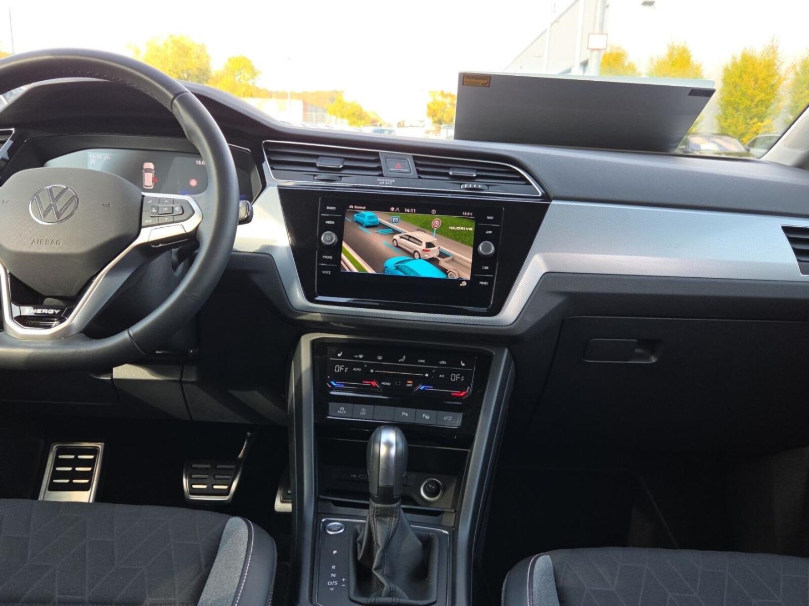 Volkswagen Touran – Bild 8