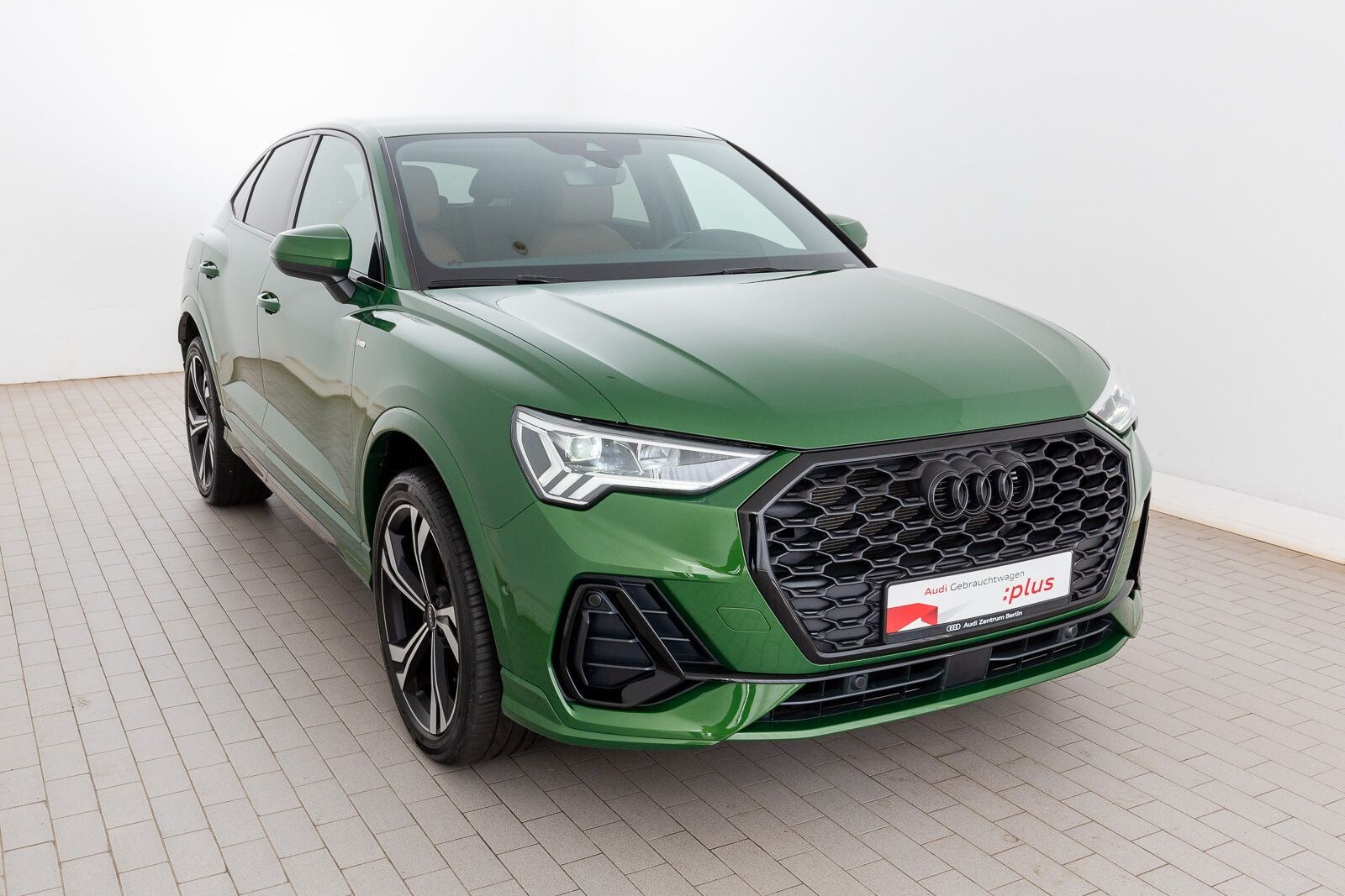 Image about Audi Q3 Sportback TFSI e 45 TFSI e S tronic