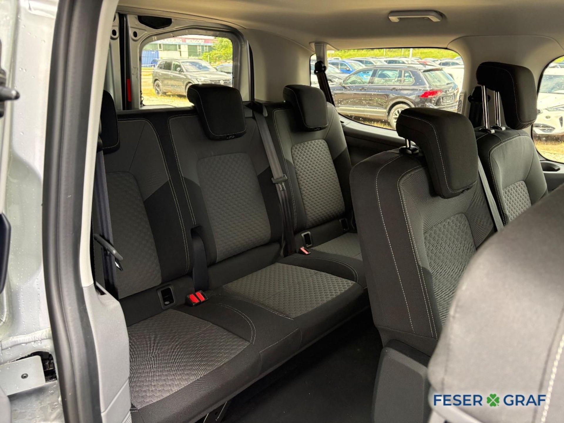 Volkswagen Caravelle Life
