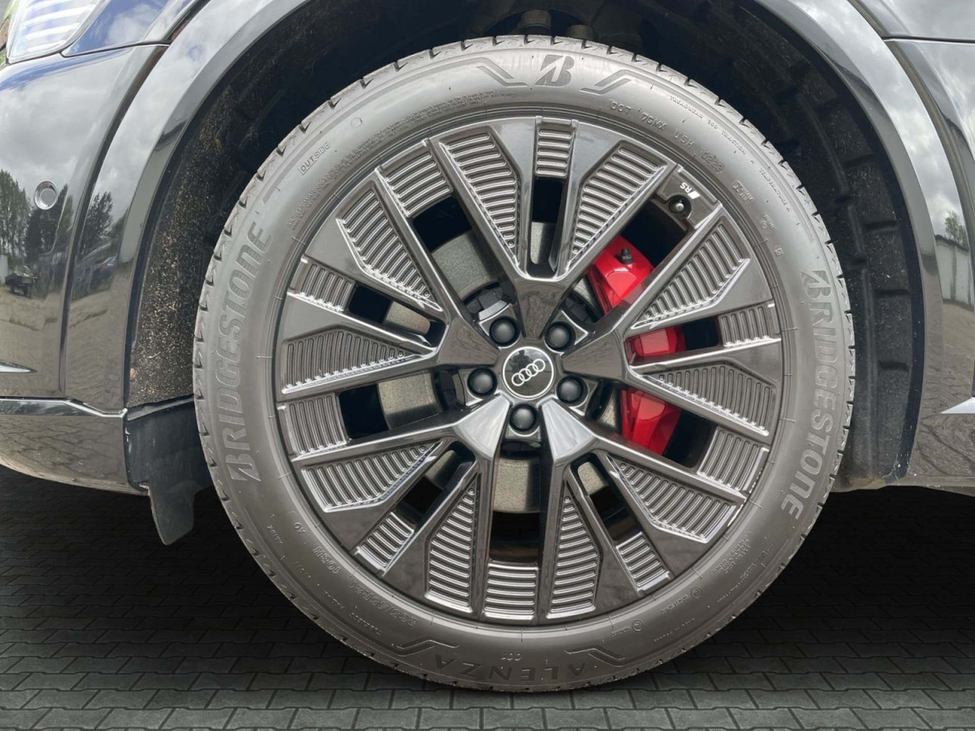 Audi Q8 Sportback e-tron S line