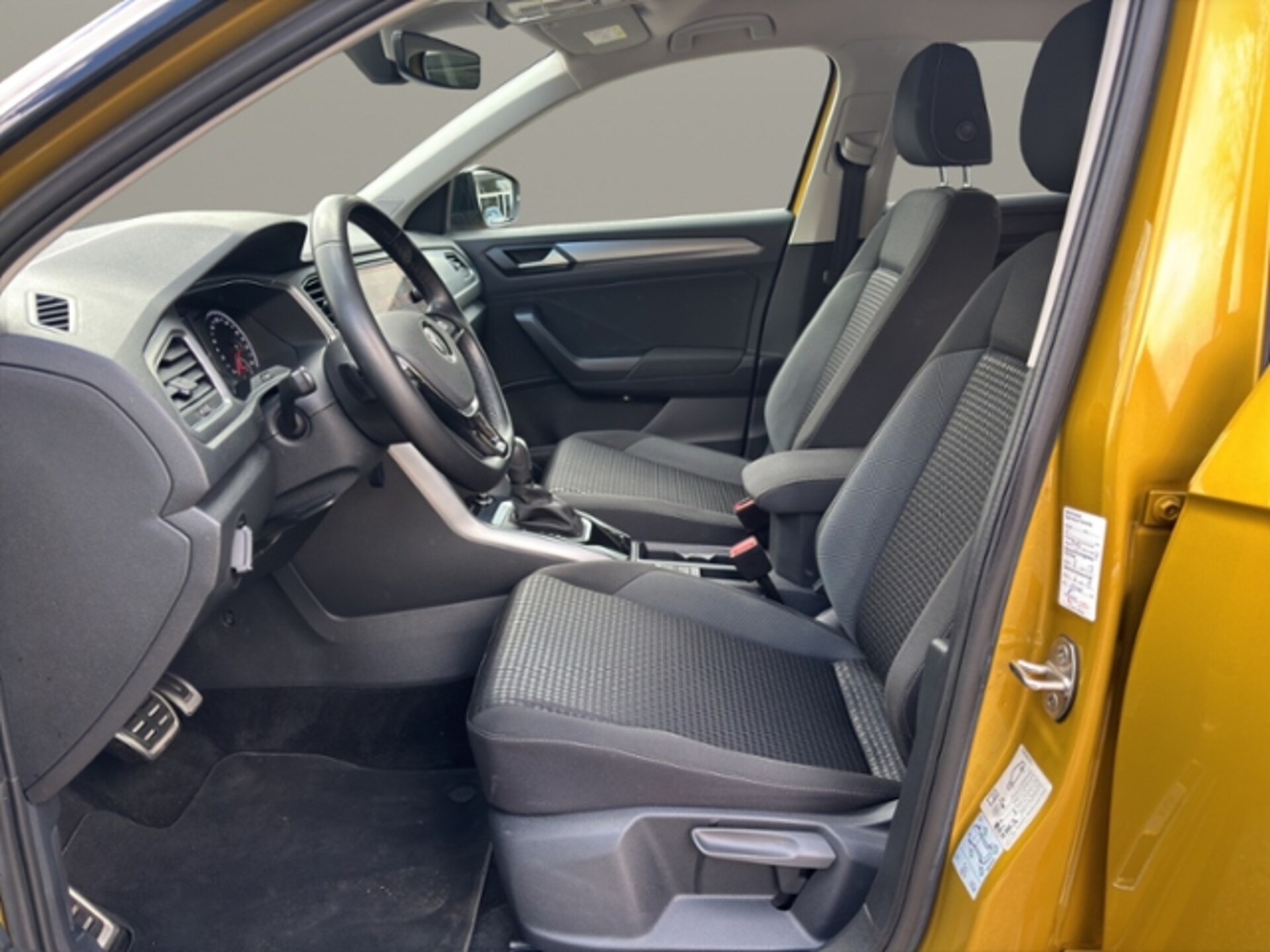 Volkswagen T-Roc Active